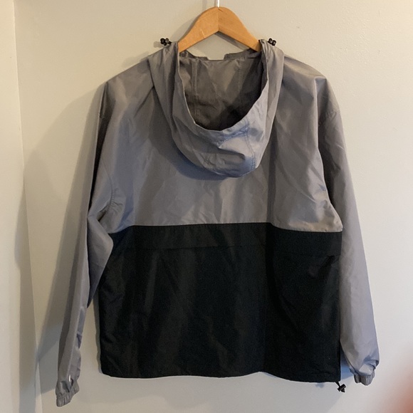 Men’s Champion Windbreaker - Picture 7 of 11